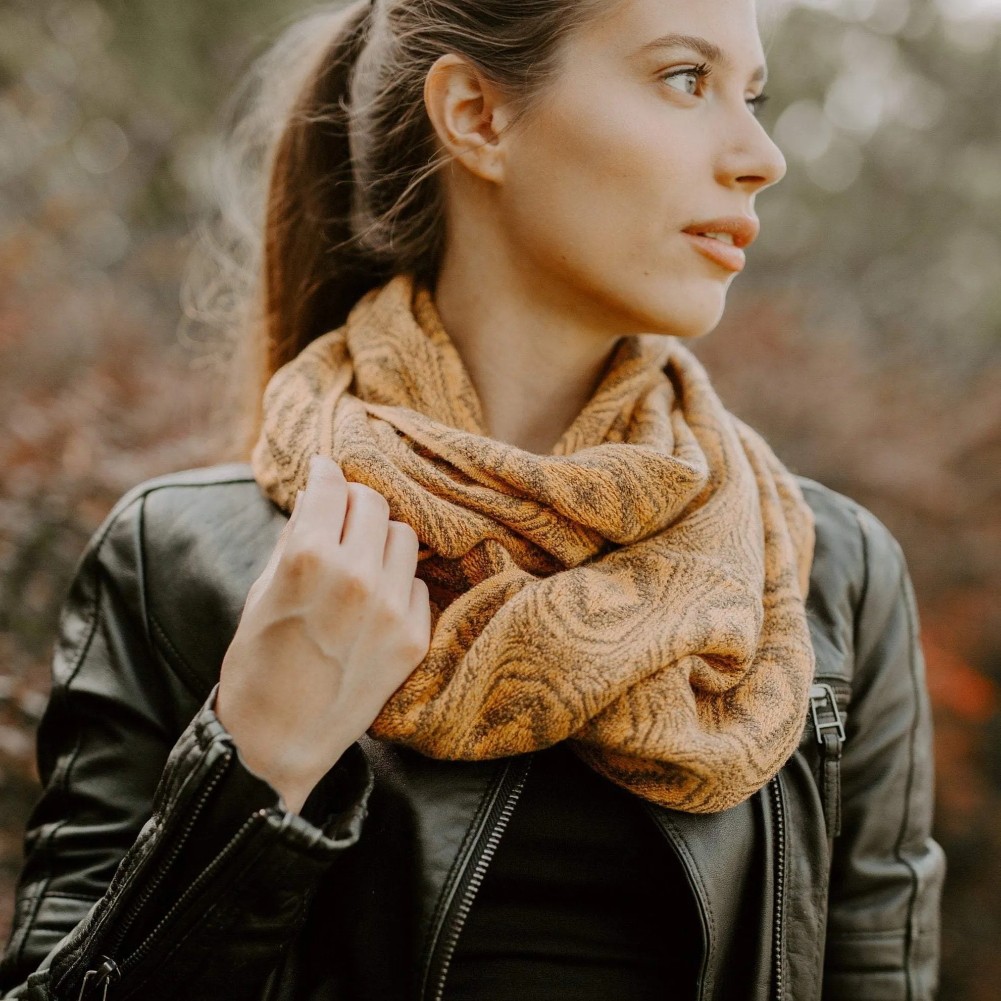 Alpaca infinity scarf - Mustard