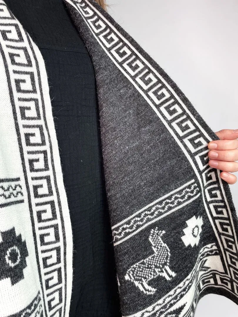 Alpaca Reversible Shawl - Women's Ruana Wrap - Gray and White, Peru