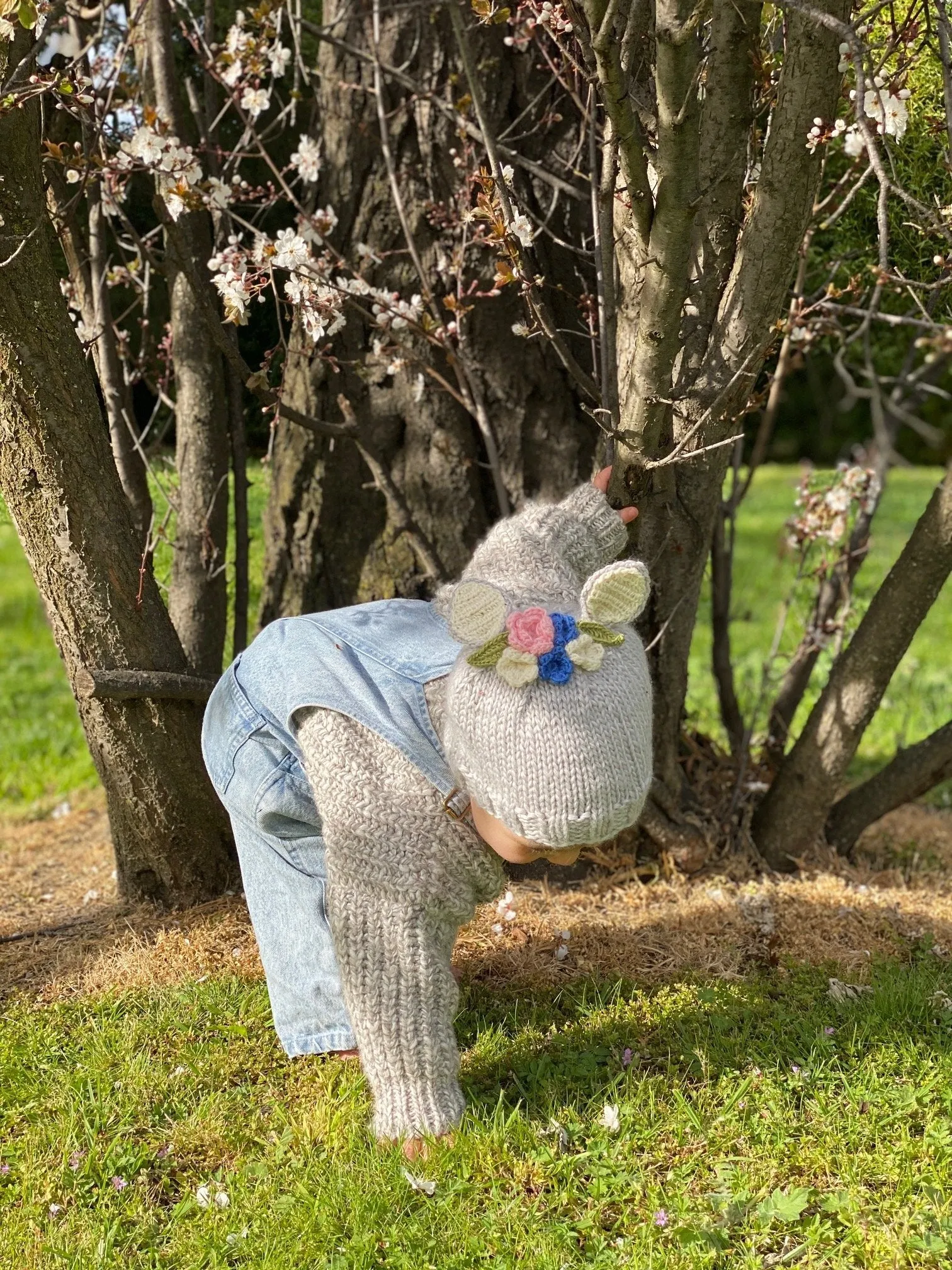 Bunny Bouquet Beanie Grey