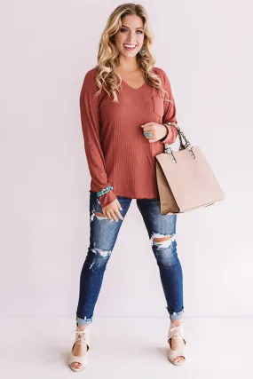 Canyon Ridge Ribbed Shift Top In Rustic Rose