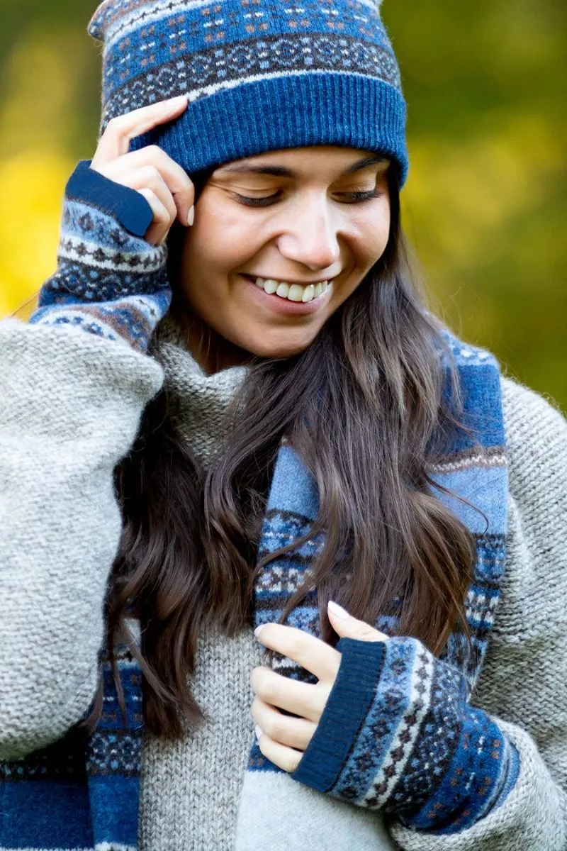 Clyde Fair isle wrist warmer fingerless gloves - Blue