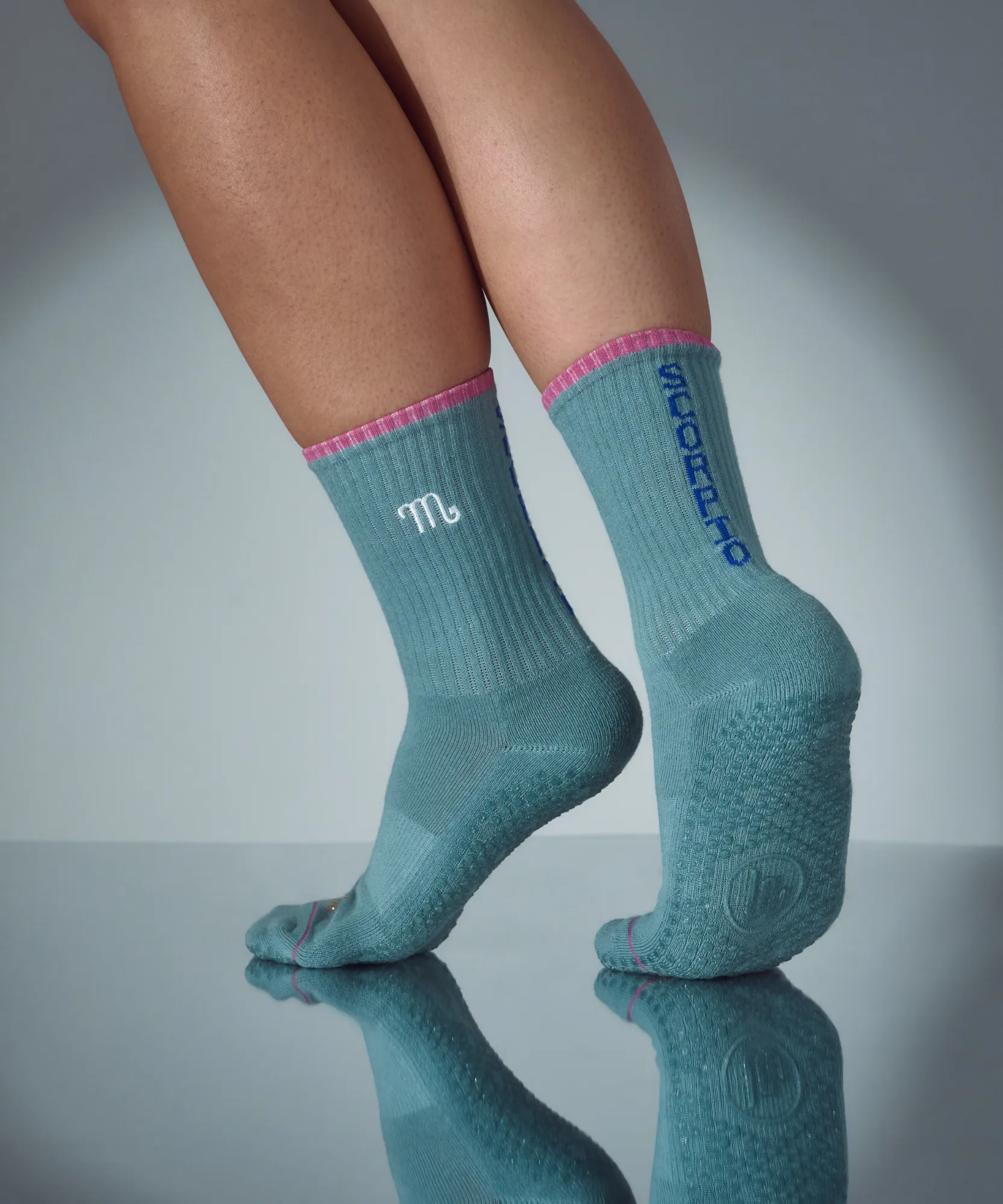 Crew Non Slip Grip Socks - Scorpio