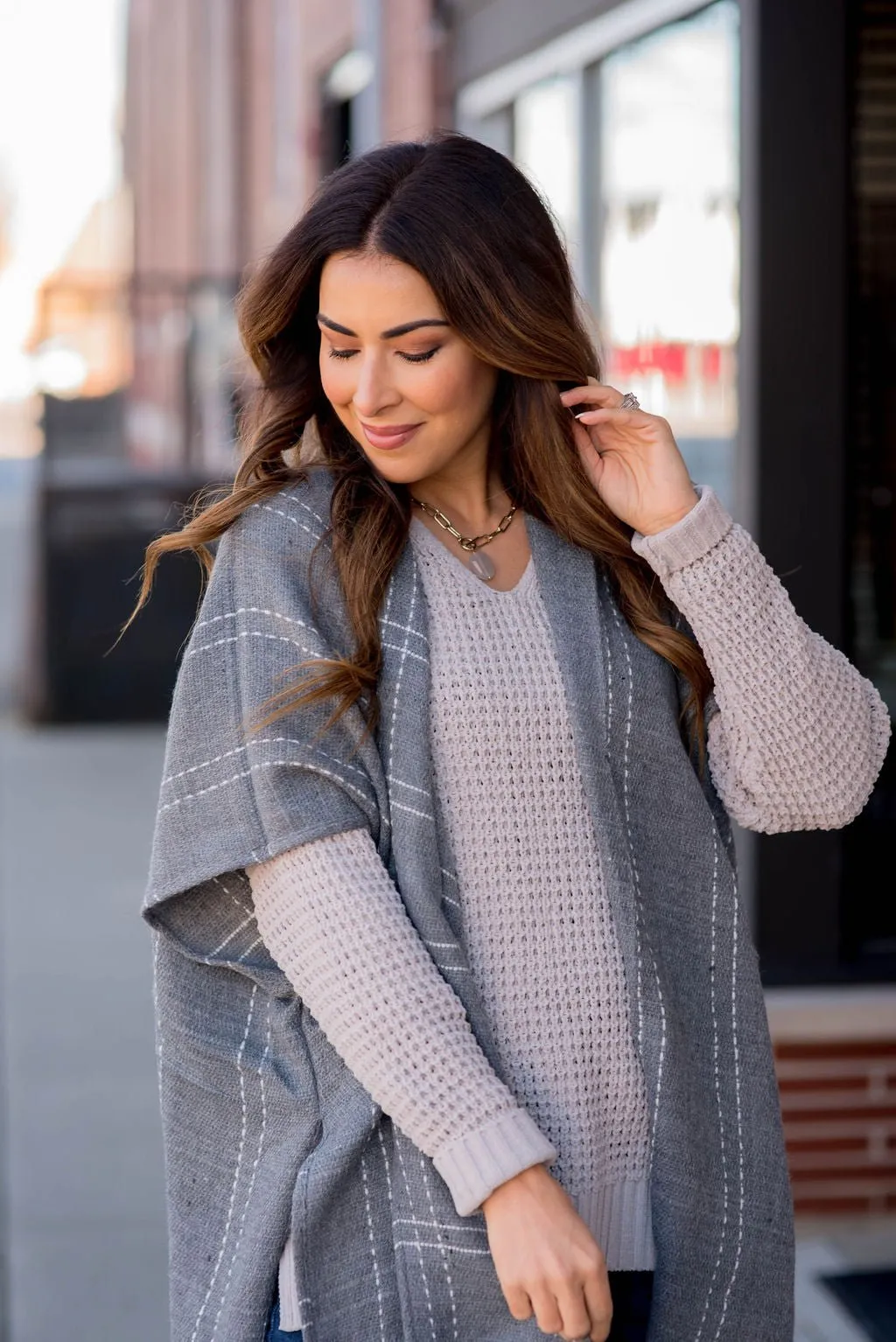 Dashed Plaid Fringe Bottom Poncho