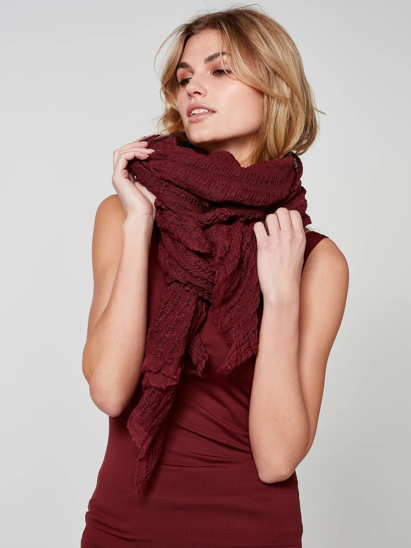 Hope Scarf - Wine