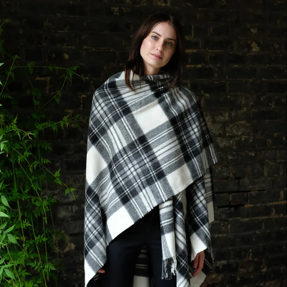 Lambswool Poncho in Grey Dress Stewart Tartan