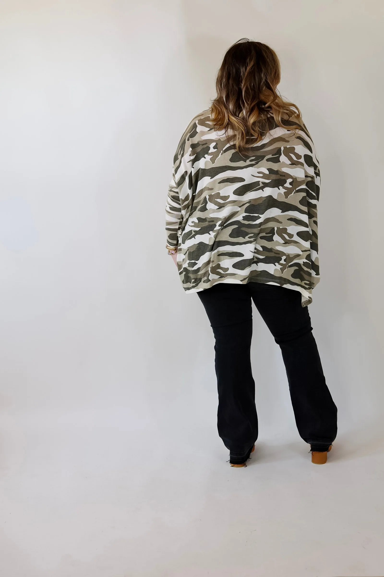 Last Chance Size S/M | Sidewalk Views Long Sleeve Oversized Shift Top in Camouflage