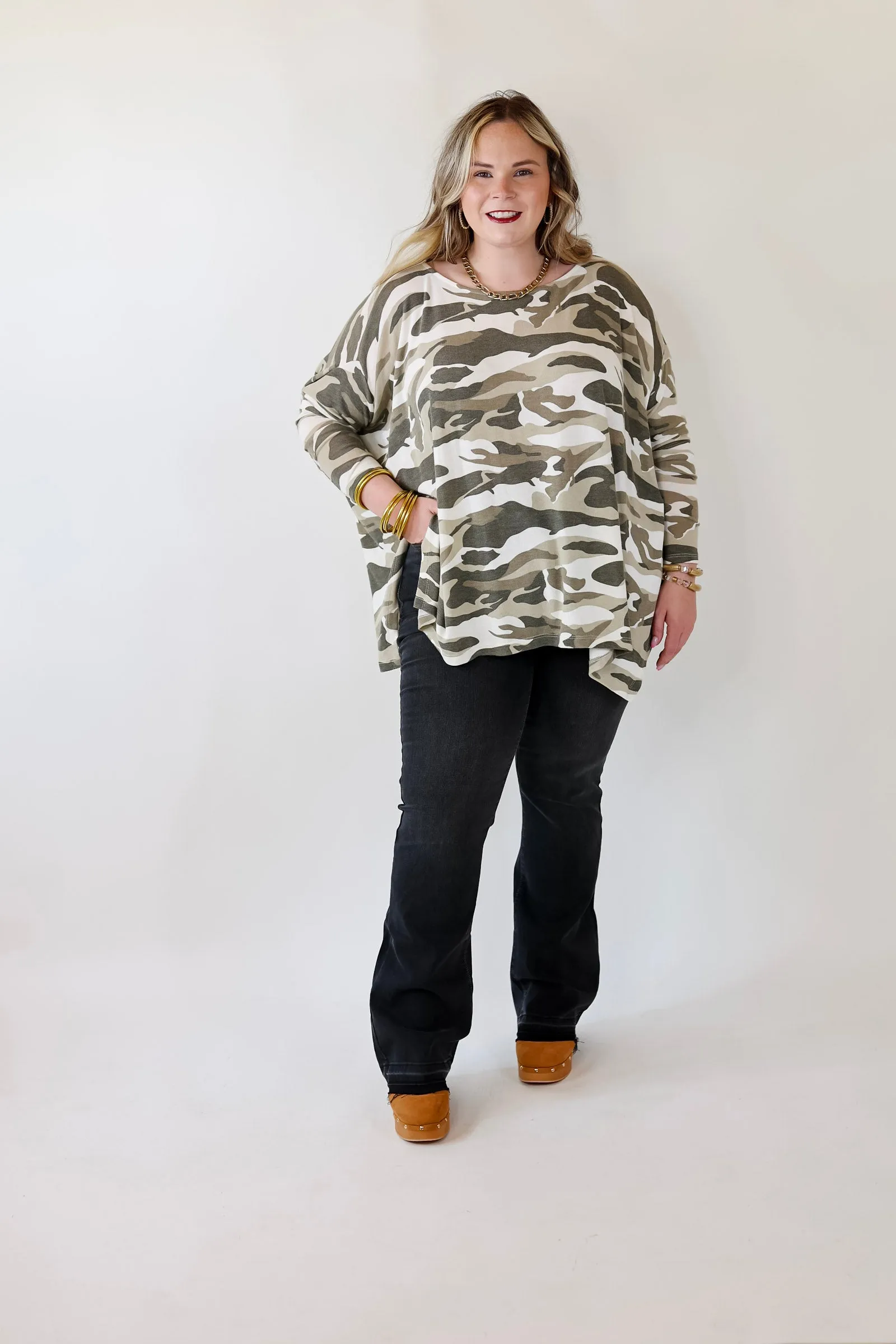 Last Chance Size S/M | Sidewalk Views Long Sleeve Oversized Shift Top in Camouflage