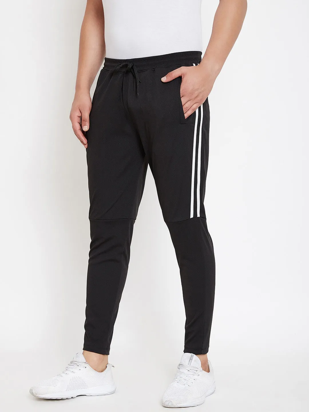 Men Solid Black Track Pants (Pack of 1)