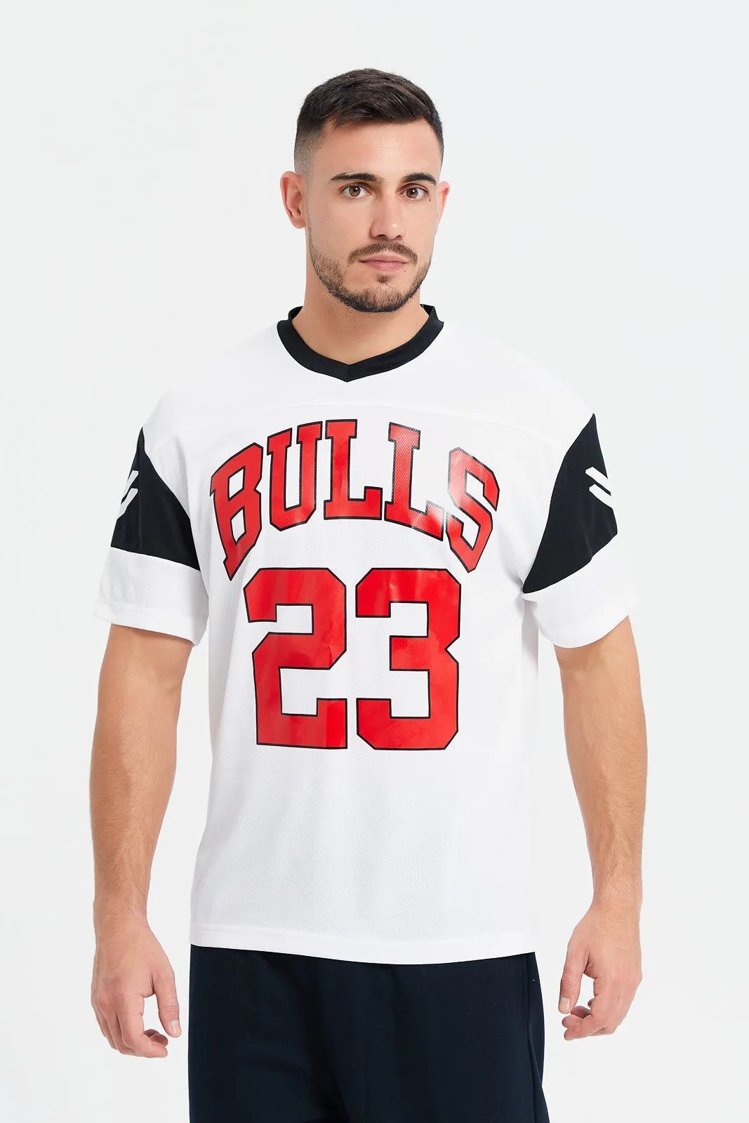 Men White Bulls NFL Active T-Shirt