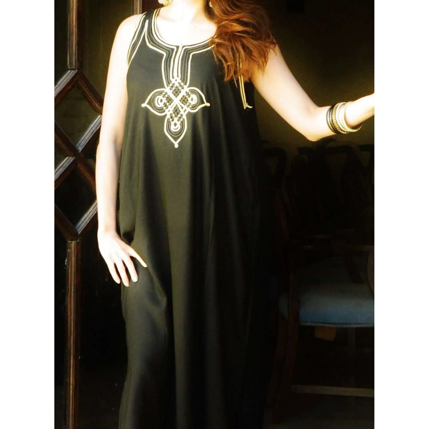 Resort Non-Sleeve Black Kaftan Agadir Style