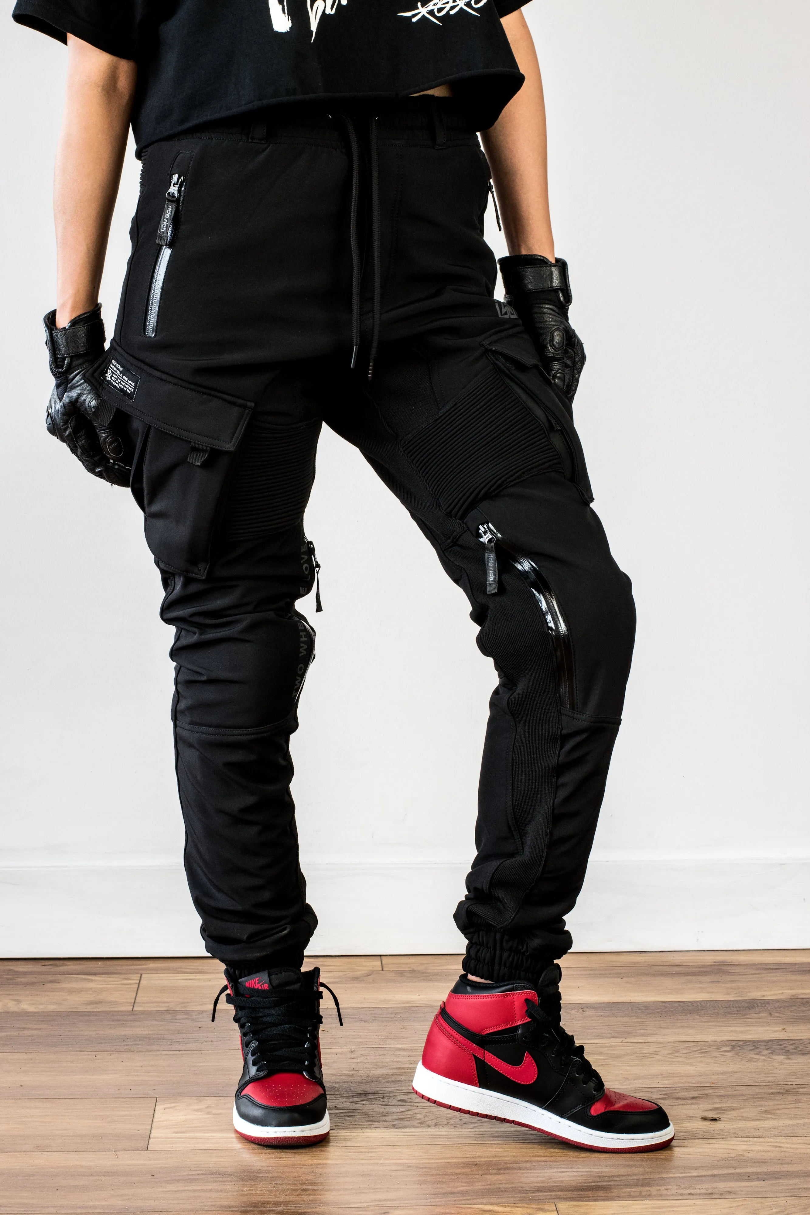 Unit 16™ Armoured Softshell Cargo Joggers {Black}