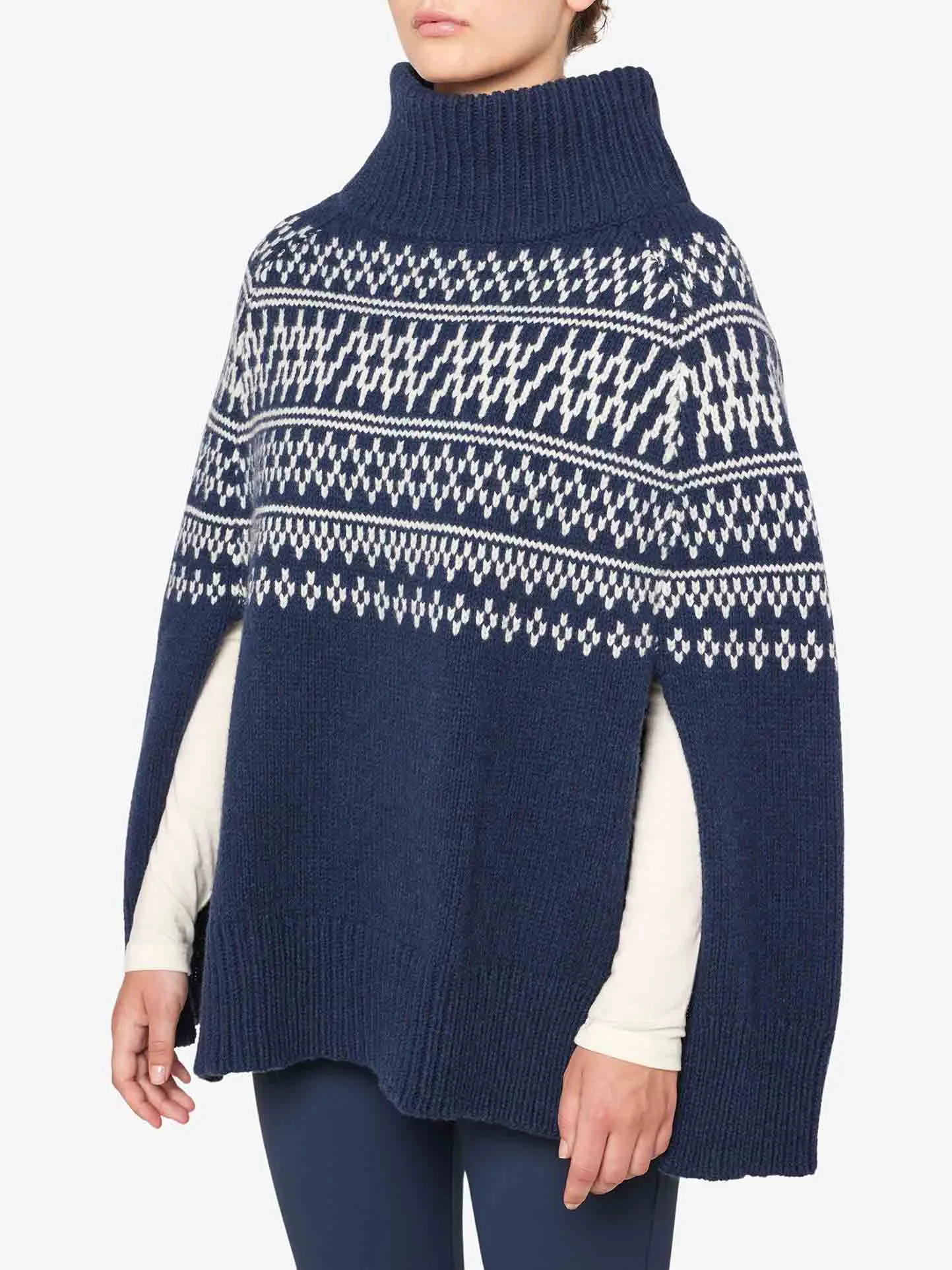 WE NORWEGIANS SETESDAL PONCHO IN NAVY